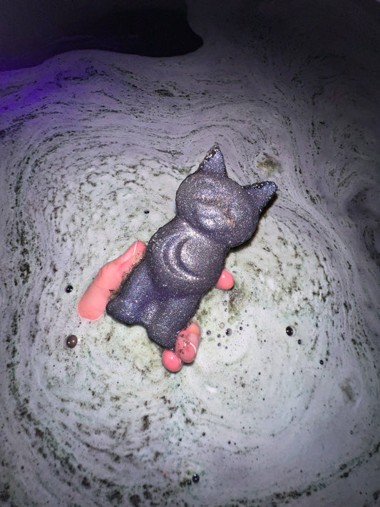 Lunar Kitty - Bath Bomb (Hidden Crystal Inside!)