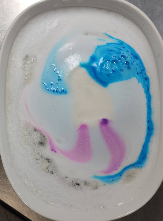 👻 GHOSTED - Bath Bomb (Mystery Colors Inside!)
