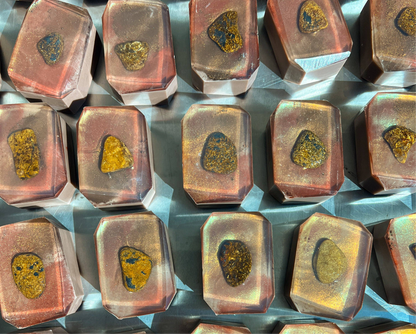 Cinnamon Aura – Soap Bar (Hidden Crystal Inside!)