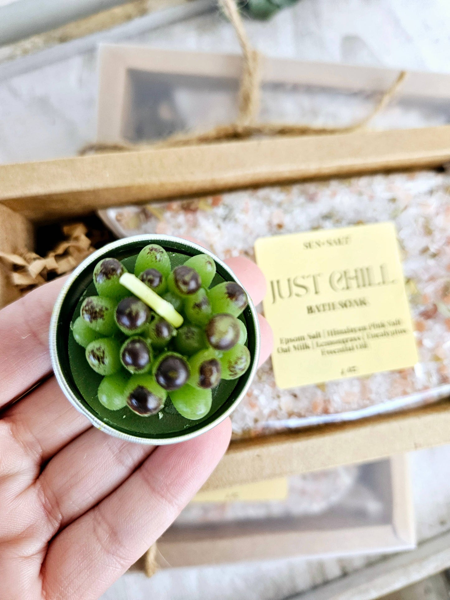 Just Chill - Bath Salts & Candle Gift Set