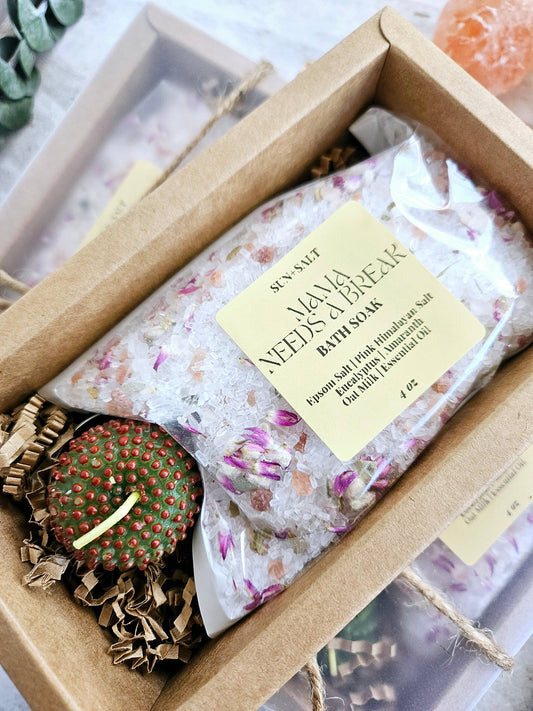 Mama Needs A Break - Bath Salts & Candle Gift Set