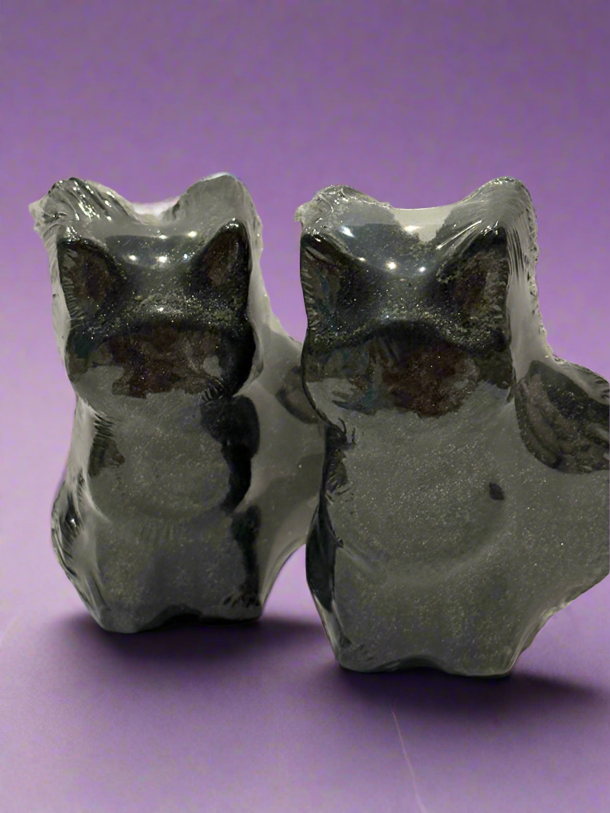 Lunar Kitty - Bath Bomb (Hidden Crystal Inside!)