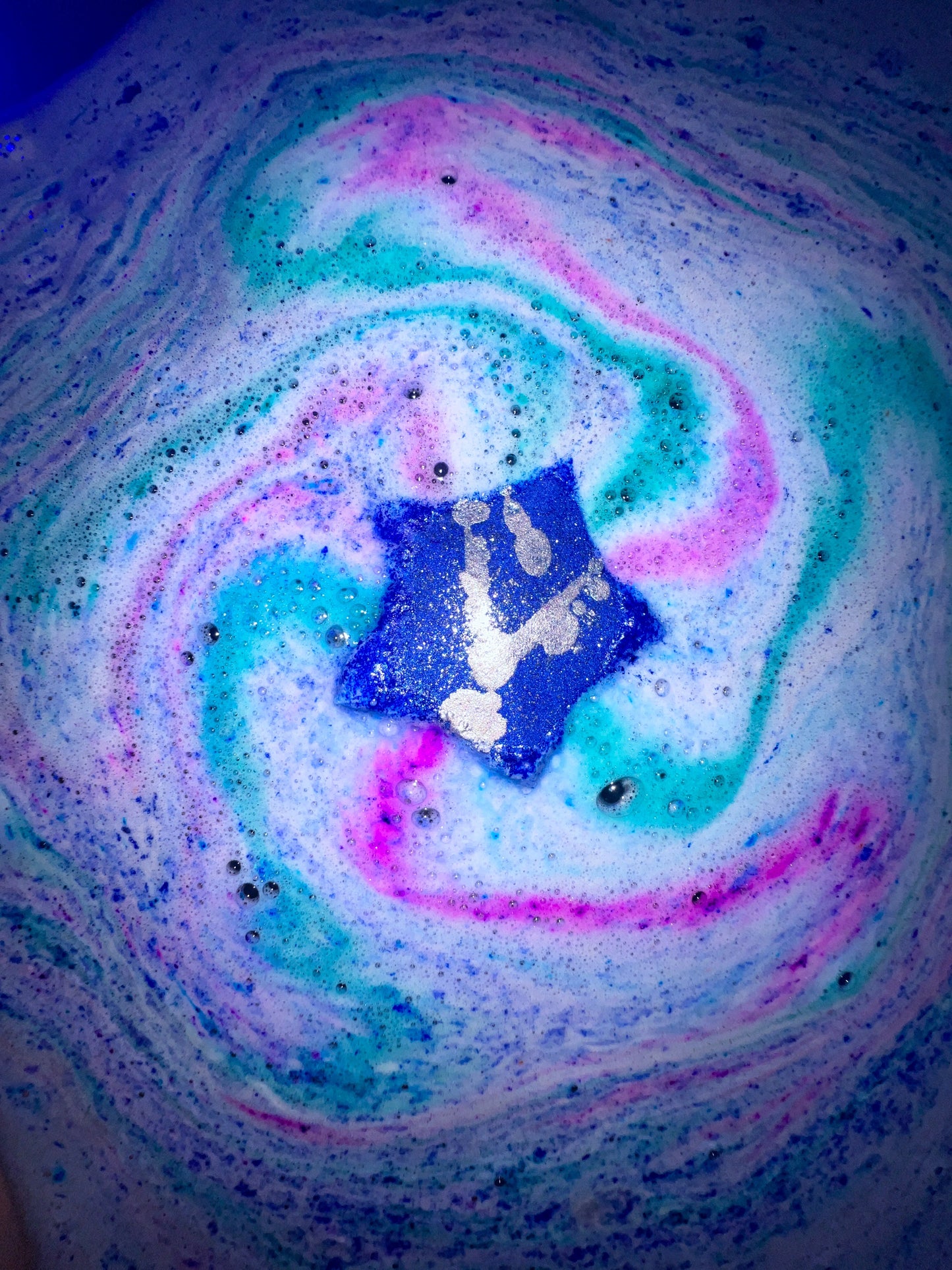 NEVERLAND (The Star) - Crystal-Infused BathBomb