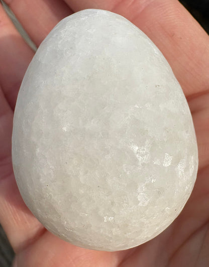Milky Quartz Egg