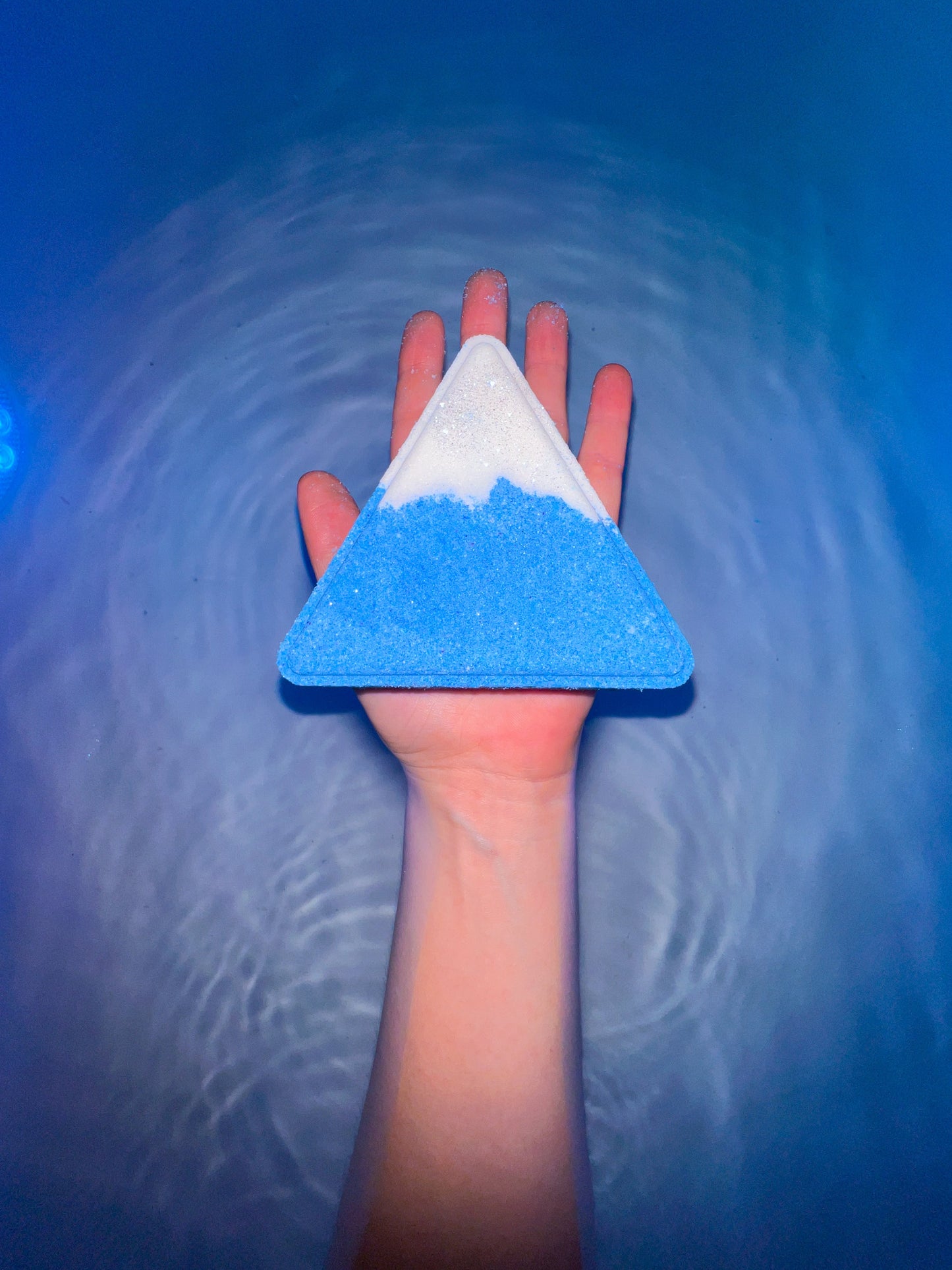 PEAK AMBITION (Capricorn) - Crystal-Infused BathBomb