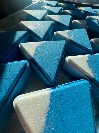 PEAK AMBITION (Capricorn) - Crystal-Infused BathBomb