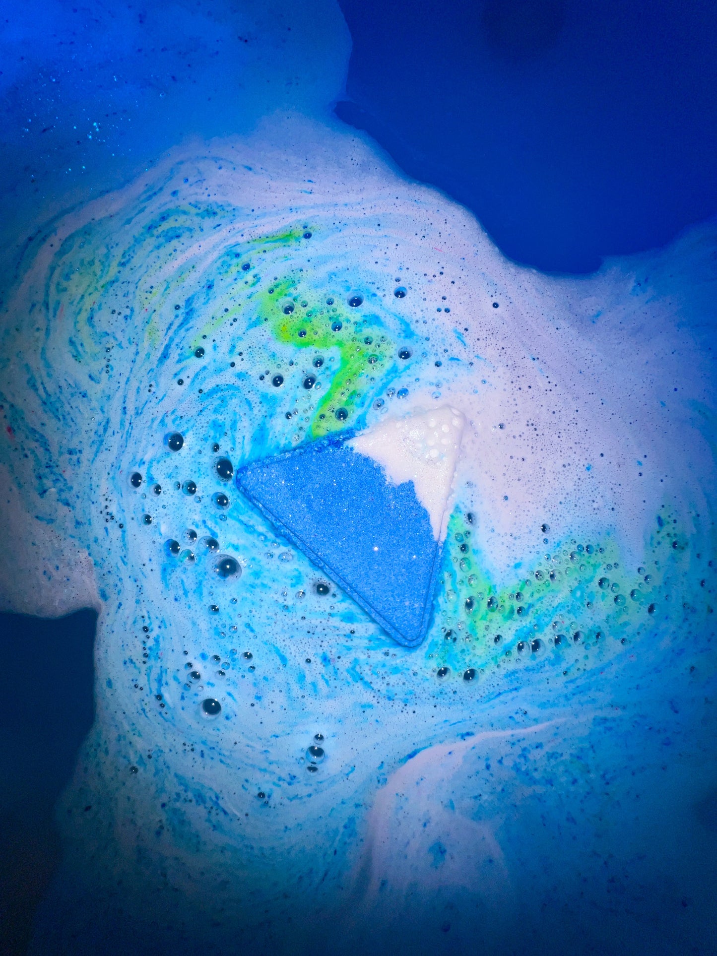 PEAK AMBITION (Capricorn) - Crystal-Infused BathBomb