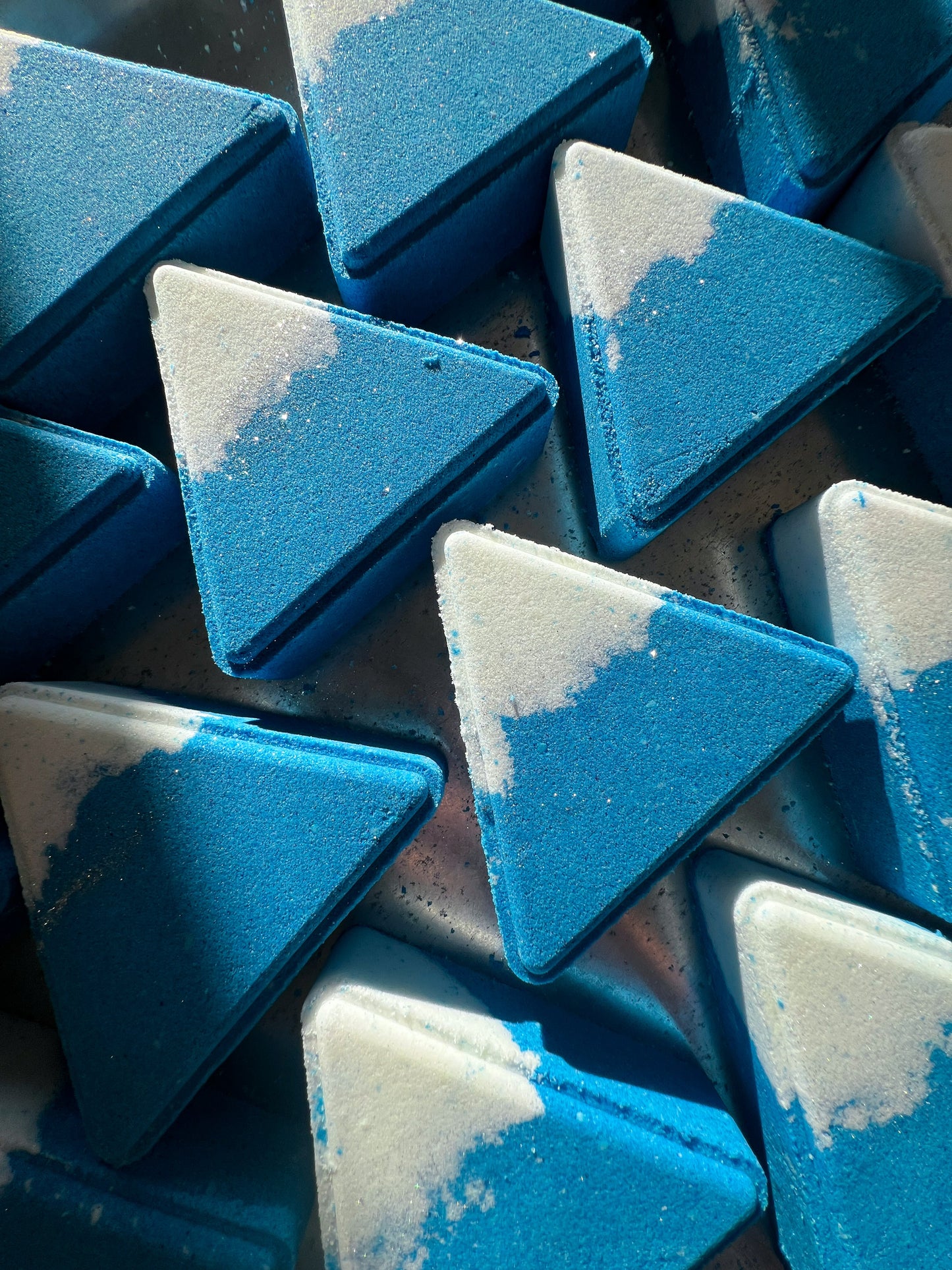 PEAK AMBITION (Capricorn) - Crystal-Infused BathBomb