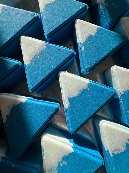PEAK AMBITION (Capricorn) - Crystal-Infused BathBomb