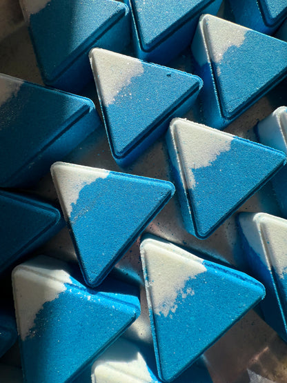 PEAK AMBITION (Capricorn) - Crystal-Infused BathBomb