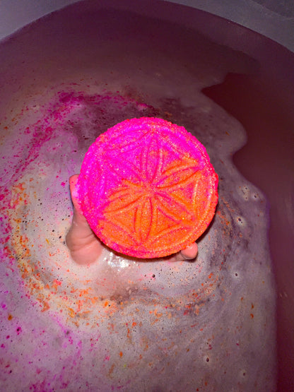 Flower Of Life - Bath Bomb (Hidden Crystal Inside!)