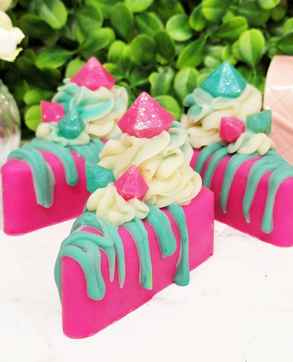 Glitz & Glam Cake - 3D Luxe Soap