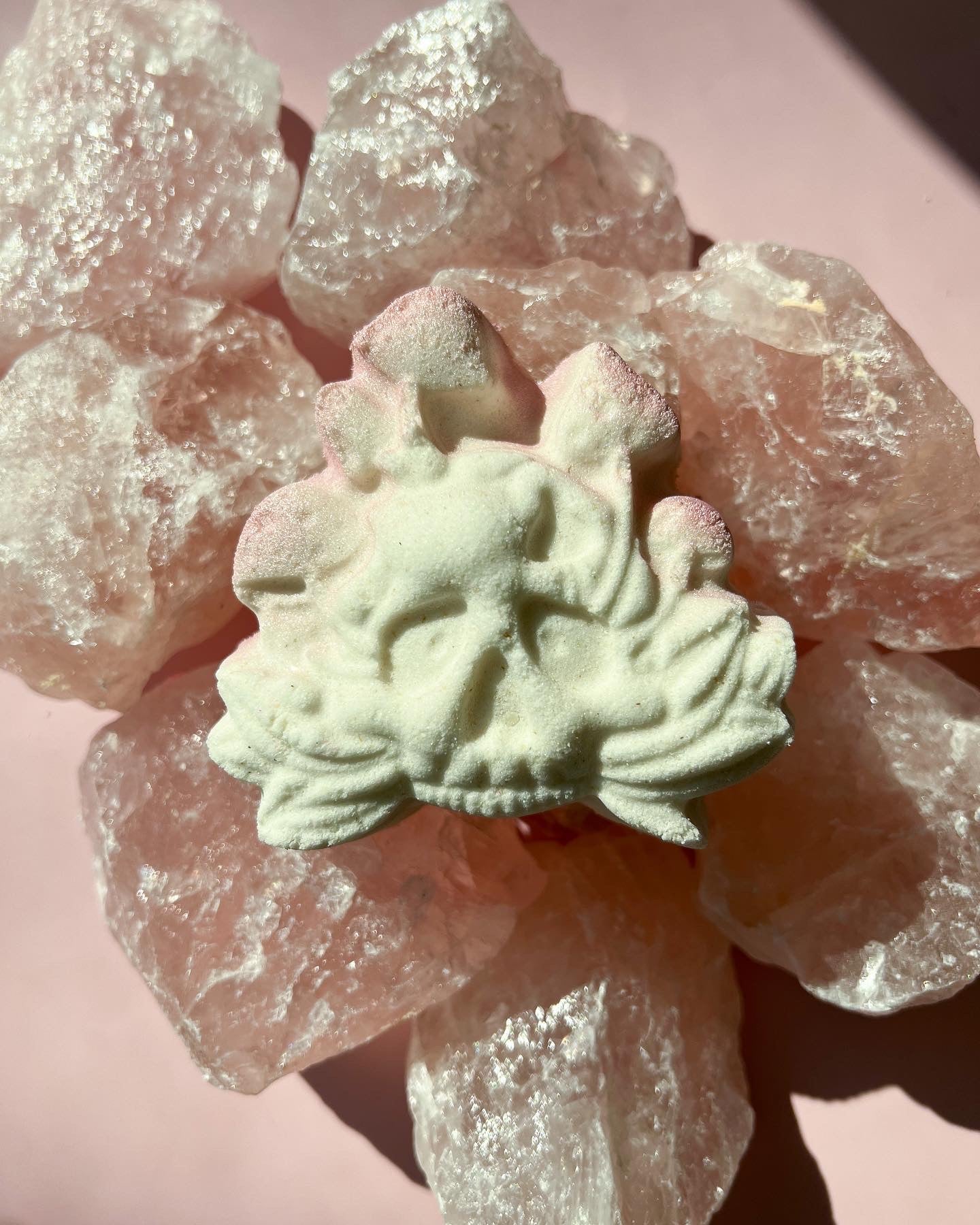RETURN TO ROOT - Crystal-Infused BathBomb