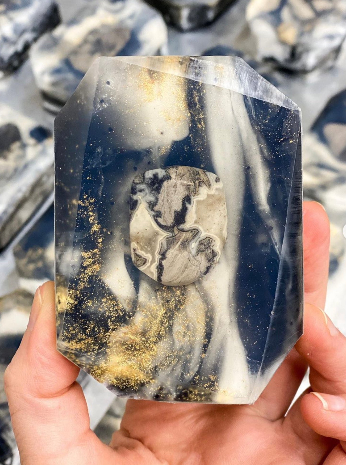 ZEN DAYDREAM - Crystal-Infused Soap Bar